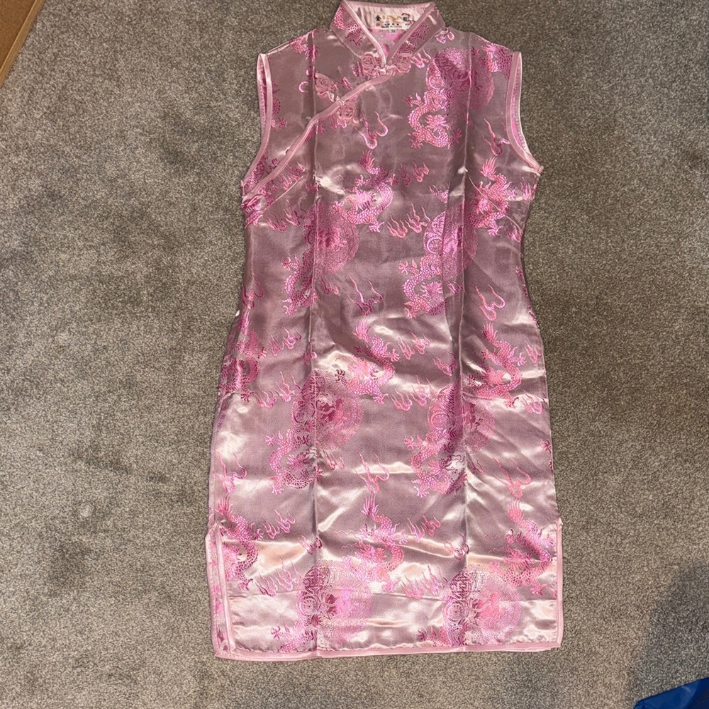Pink Sleeveless Cheongsam Dress